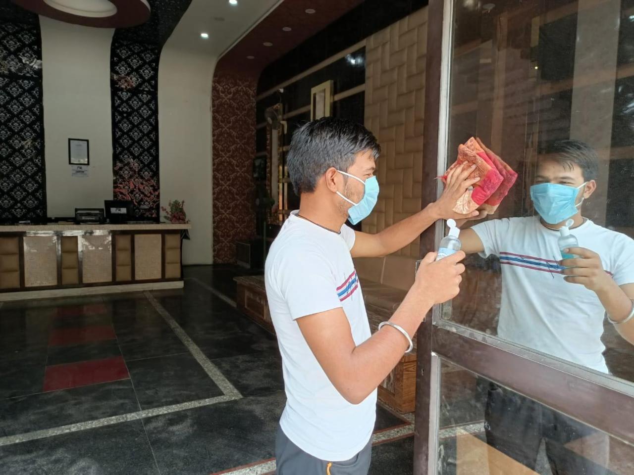 Hotel Prakash Regency Hapur Exterior foto